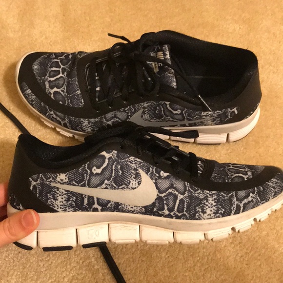 Nike Shoes - NIKE FREE 5.0 SNAKE SKIN